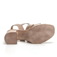 Porronet 3053 Sandalia de tacón y plataforma tiras taupe
