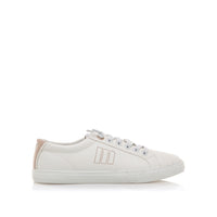 Mustang 60615 Zapatilla mujer blanca lisa combinada nude.