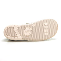 Mustang 60849 Zapatilla Barefoot de lona kaki.