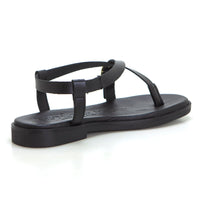 Jordana 4441 Sandalia plana de dedo hebilla negro.