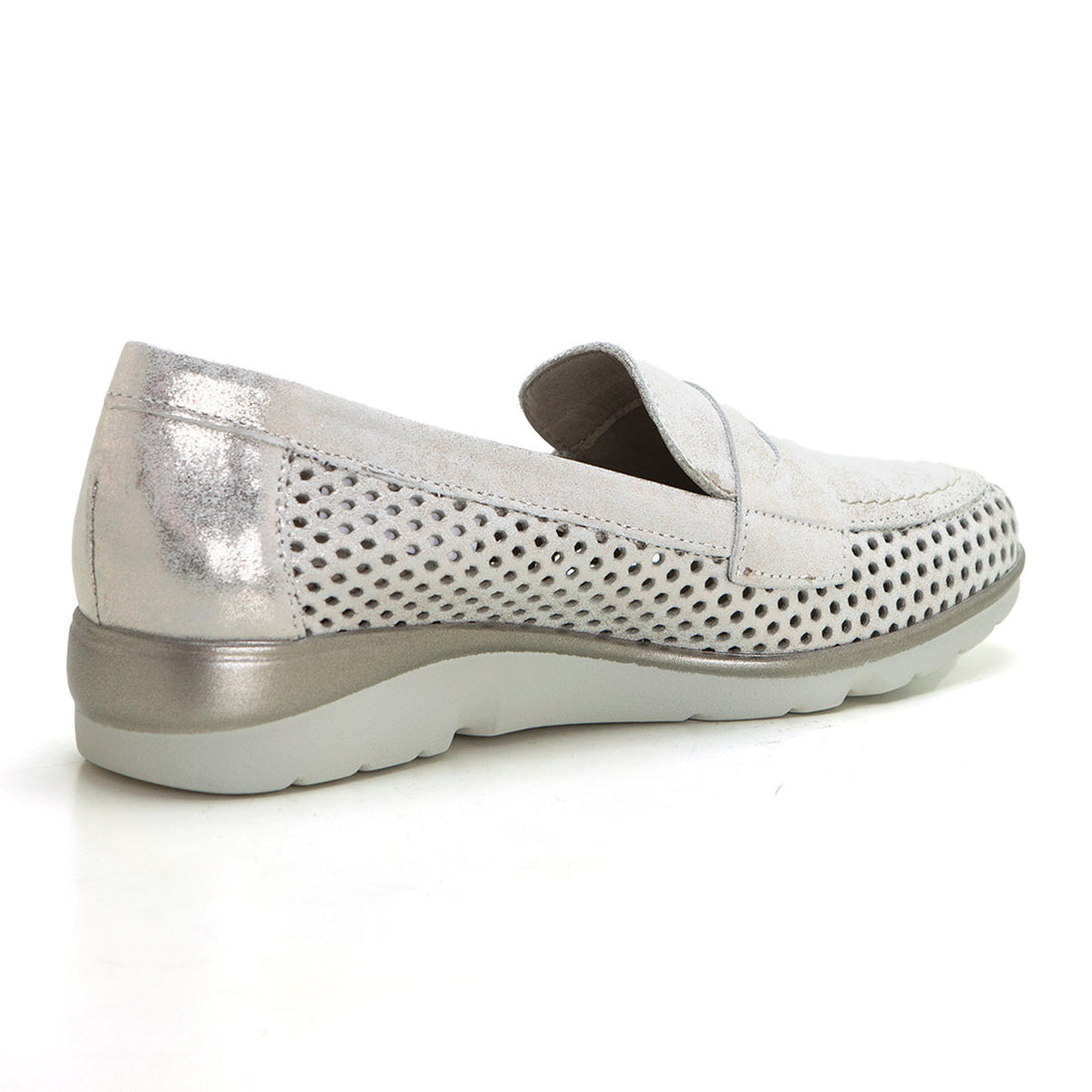 Pitillos 10321 Mocasín calado oro.