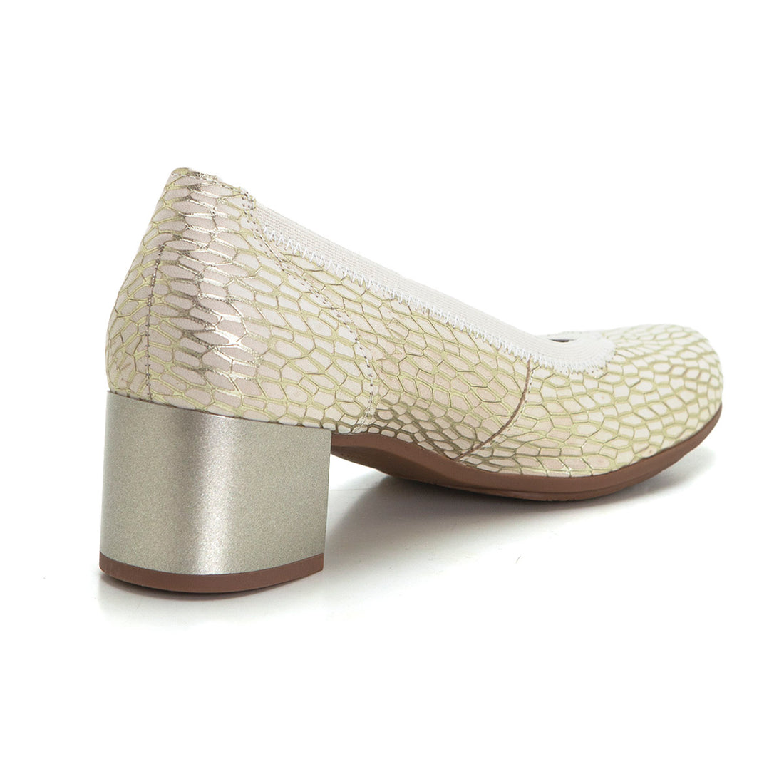 Pitillos 10460 Salón de tacón medio grabado oro.