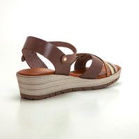 Studio Scarpe 90137 Sandalia de cuña con plataforma tiras marrón.
