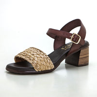 Studio Scarpe 111493 Sandalia de tacón pala de rafia marrón.