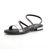 Oh my Sandals 5586 Sandalia plana tira brillo acero.