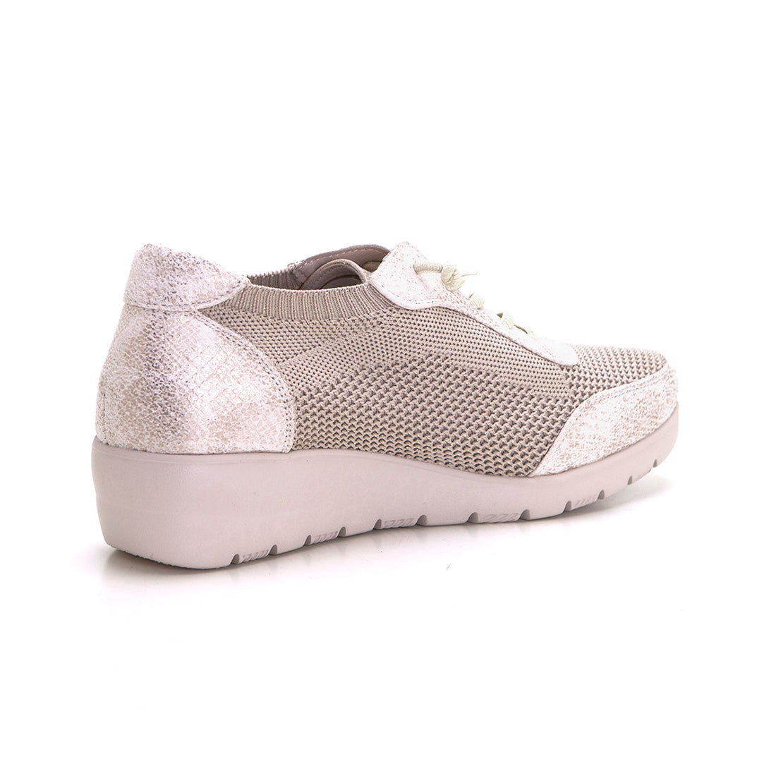 Treintas L4350 Zapatilla con cuña baja adaptable beig.