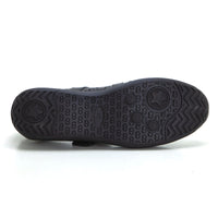 Treitas L4310 Zapato plano tipo mercedes negro.