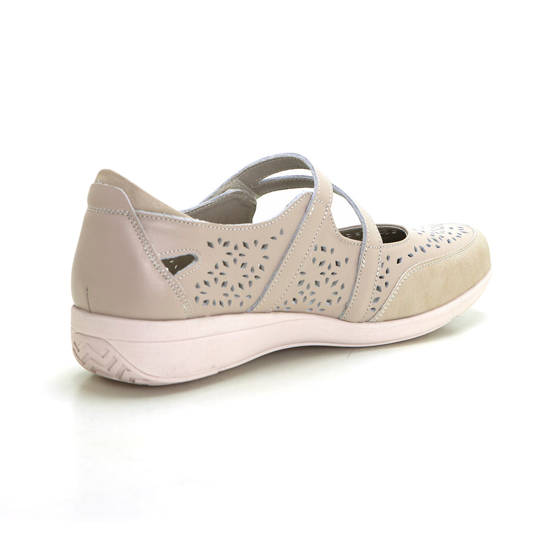 Treitas L4310 Zapato plano tipo mercedes arena.