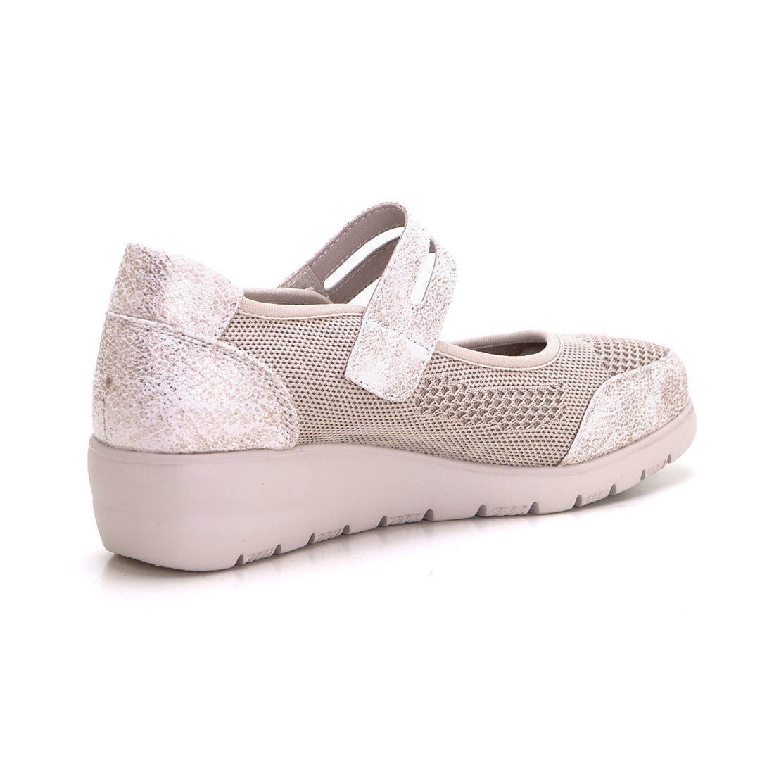 Treintas L4351 Zapato mercedes cuña baja beig.