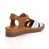 Treintas L-1016 Sandalia cerrada blanco.