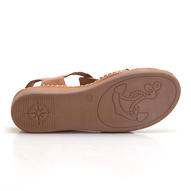 Treintas L-1016 Sandalia cerrada blanco.