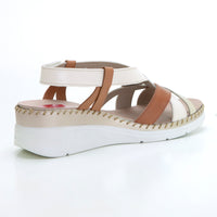 Fluchos F2135 Sandalia confort cuña plantilla extraible Raw.