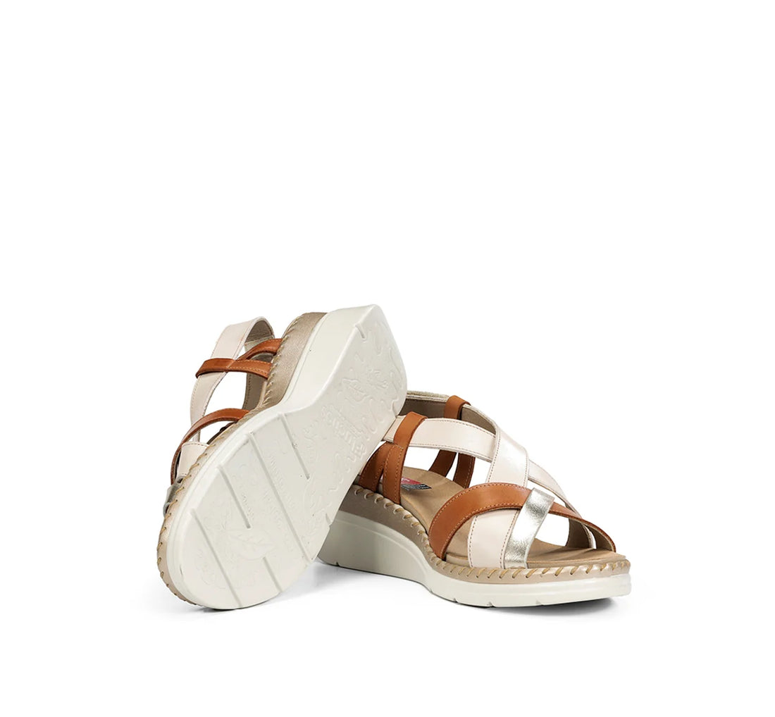 Fluchos F2135 Sandalia confort cuña plantilla extraible Raw.