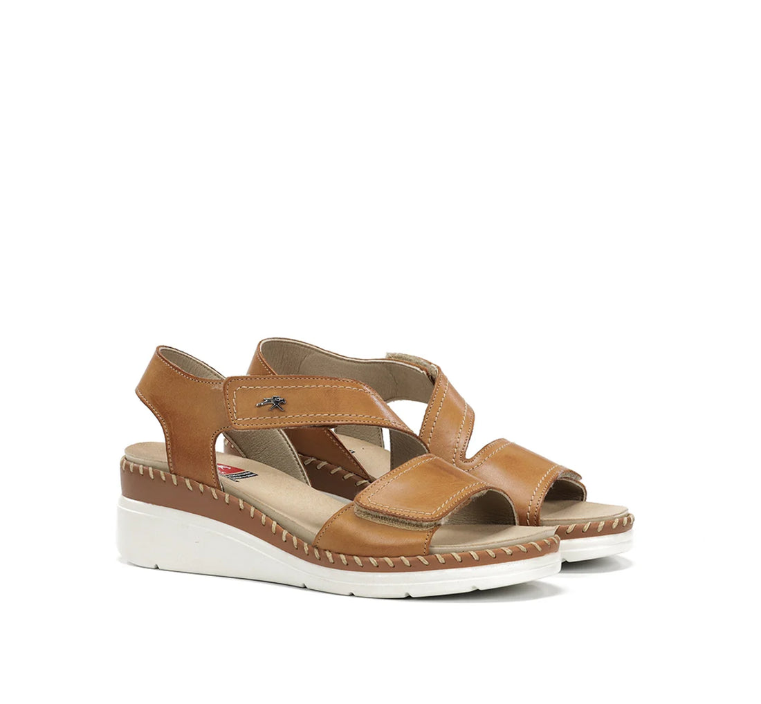Fluchos F2137 Sandalia confort cuña con velcro cuero.