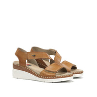 Fluchos F2137 Sandalia confort cuña con velcro cuero.