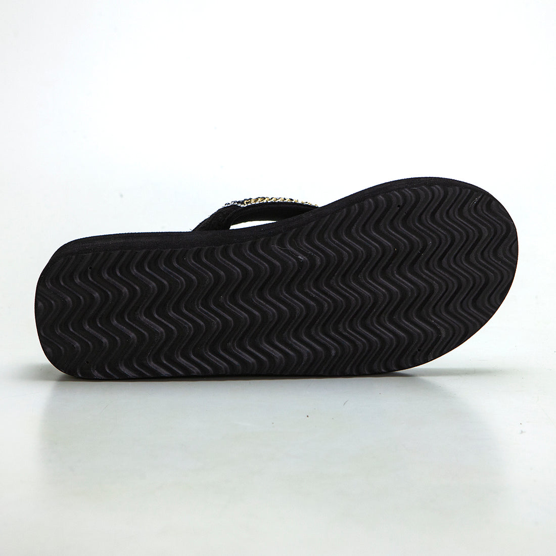 Kelara K52022 Chancla de dedo con cuña negro.