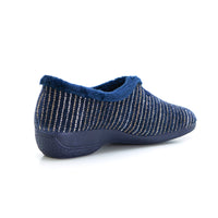 Cabrera 5635 Zapatilla de estar por casa cerrada cuña baja rayas marino.
