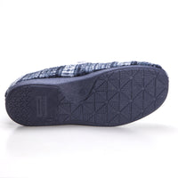 Garzón 6501.292 Zapatilla de ir por casa cerrada de cuadros marino.