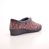 Garzón 1325.594 Zapatilla de estar por casa mujer con cuña cerrada multicolor.