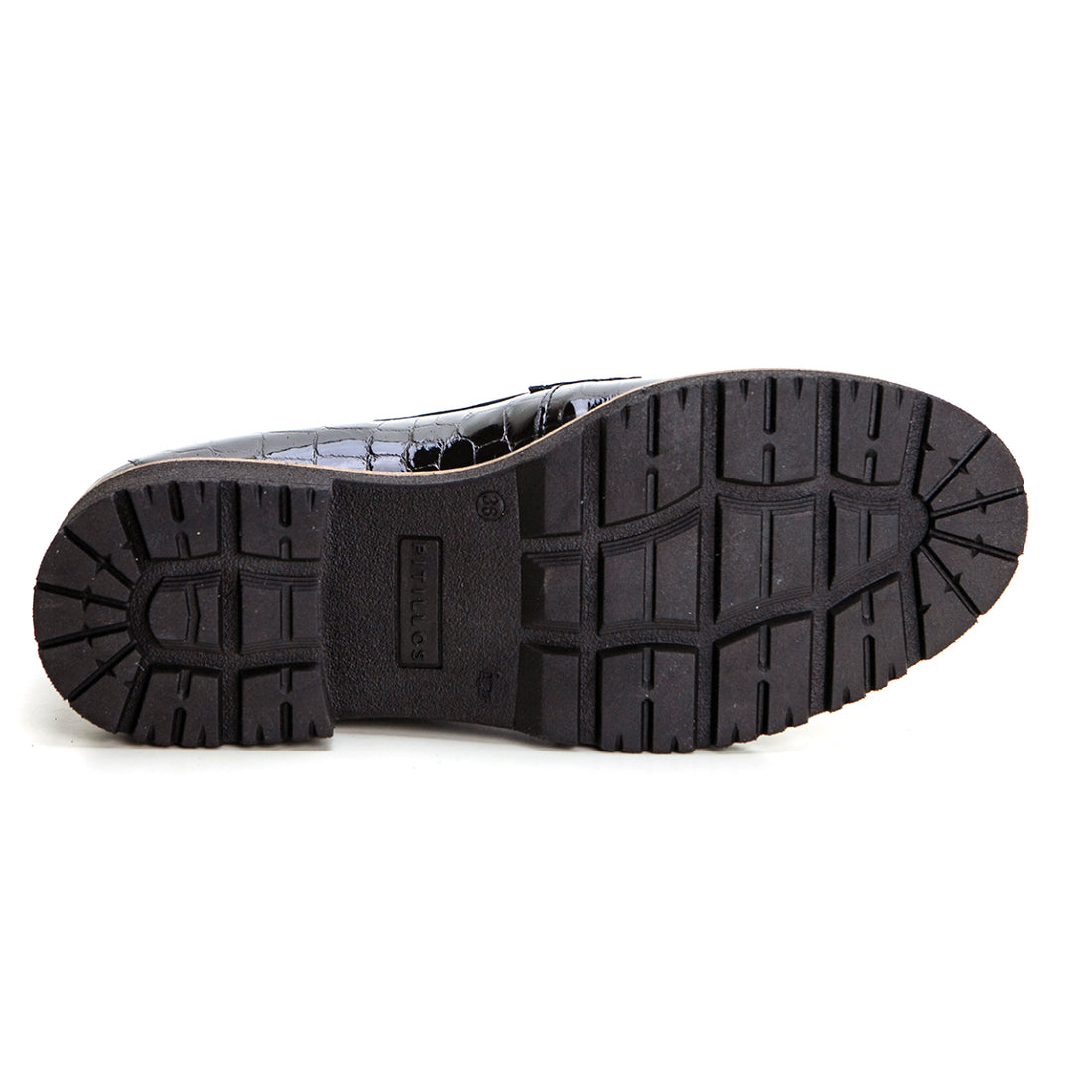 Pitillos 10770 Mocasín borlas charol negro.