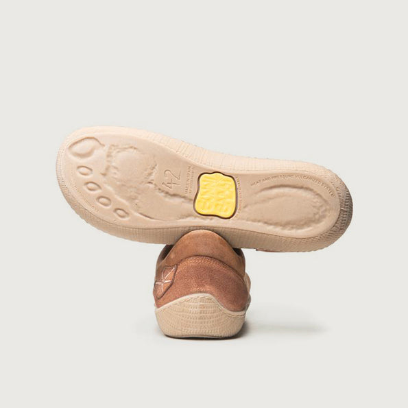 Sunni Sabbi Oki Zapato Sport nobuck elásticos cuero.