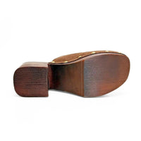 Fresia 487 Zueco serraje cuero tacón