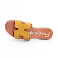 Fresia 584 Sandalia pala ocre