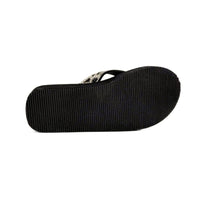 Kelara 62401 Chancla esclava negra leopardo con cuña