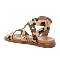 Carmela 162389 Sandalia romana animal print