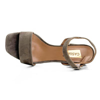 Casual 281 Sandalia de tacón taupe de serraje
