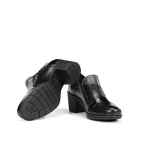 Zapato Fluchos Nydia F1802 negro con tacón y cremallera