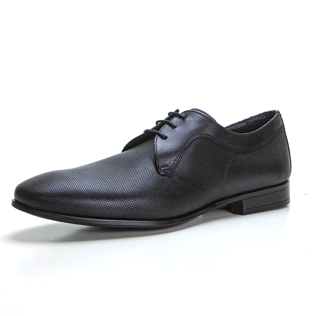 BAERCHI 4940P Zapato de vestir con cordones grabado negro.