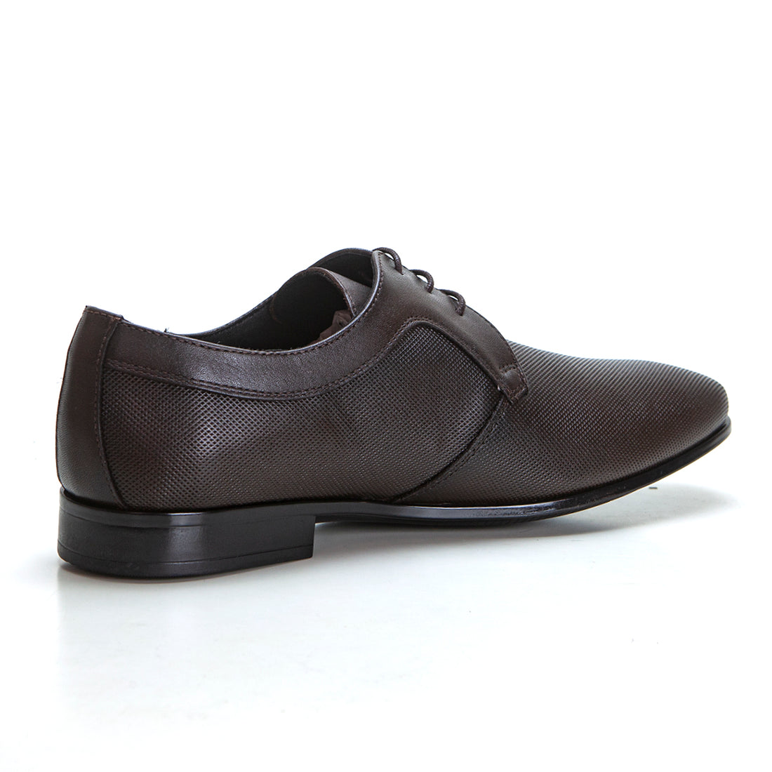BAERCHI 4940P Zapato de vestir con cordones grabado café.