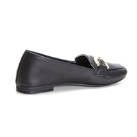 TOP 3 23779 MOCASÍN CON ADORNO METÁLICO NEGRO