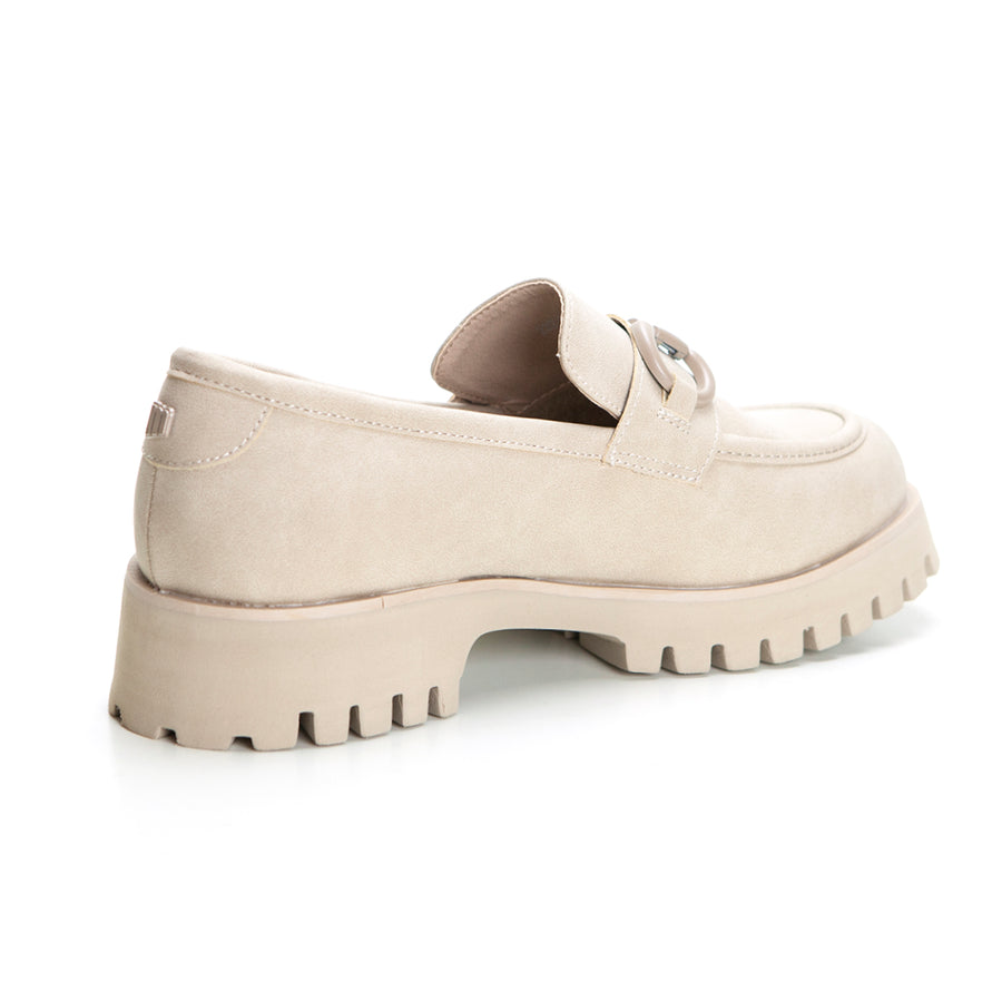 MUSTANG 53238 MOCASÍN CON ADORNO METÁLICO BEIGE