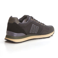 Mustang 84755 Deportiva jogging retro negro