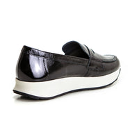 Pitillos 10200 Mocasín de suela sport negro.