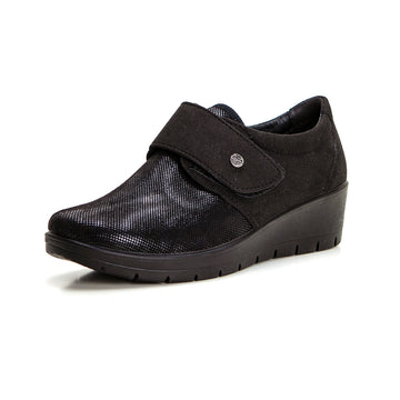 Fly Flot 18T93WX Zapato confort de cuña con velcro negro.