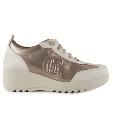 Chamby 22 Zapato sport cuña oro taupe