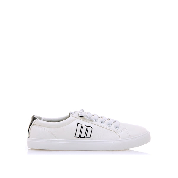 Mustang 60615 Zapatilla mujer blanca lisa combinada negro