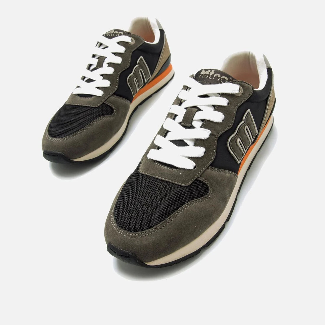Mustang 84467 Zapatilla tipo Jogging negro.