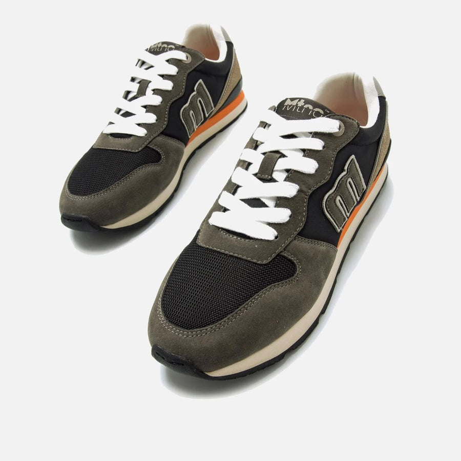 Mustang 84467 Zapatilla tipo Jogging negro.