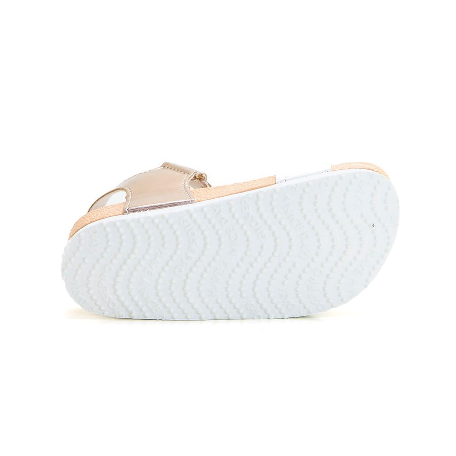 Gioseppo 74413 Sandalia bio metalizada oro.