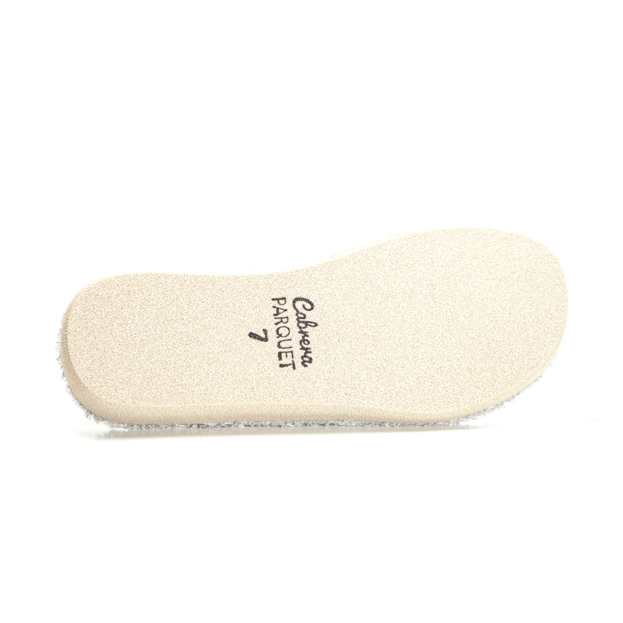 Cabrera 2301 Zapatilla de ir por casa de dedo rizo perla.