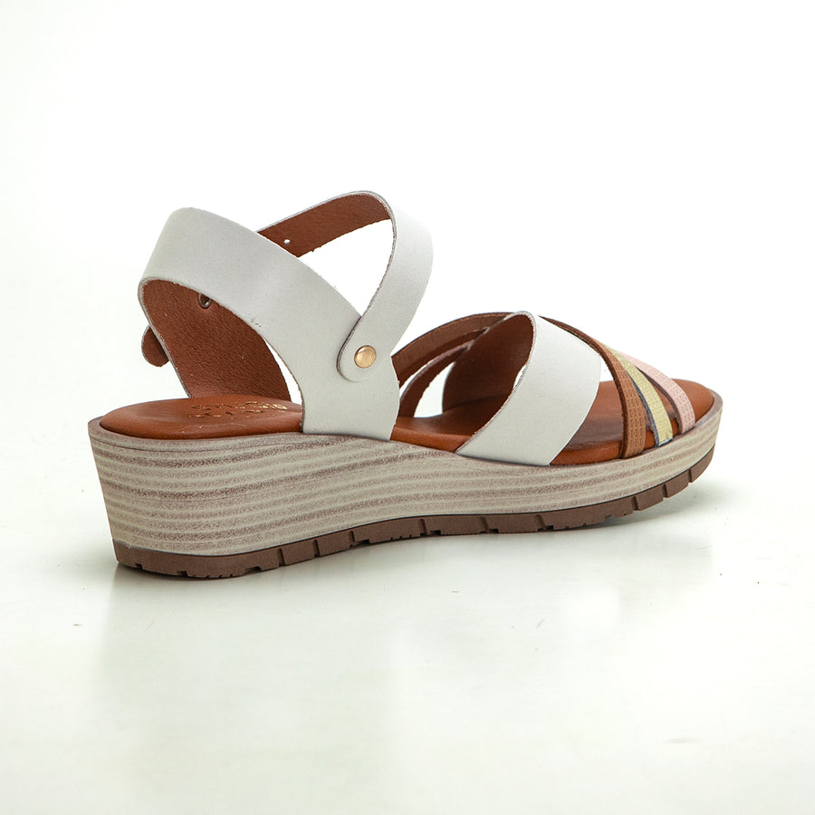 Studio Scarpe 90137 Sandalia de cuña con plataforma tiras blanco.