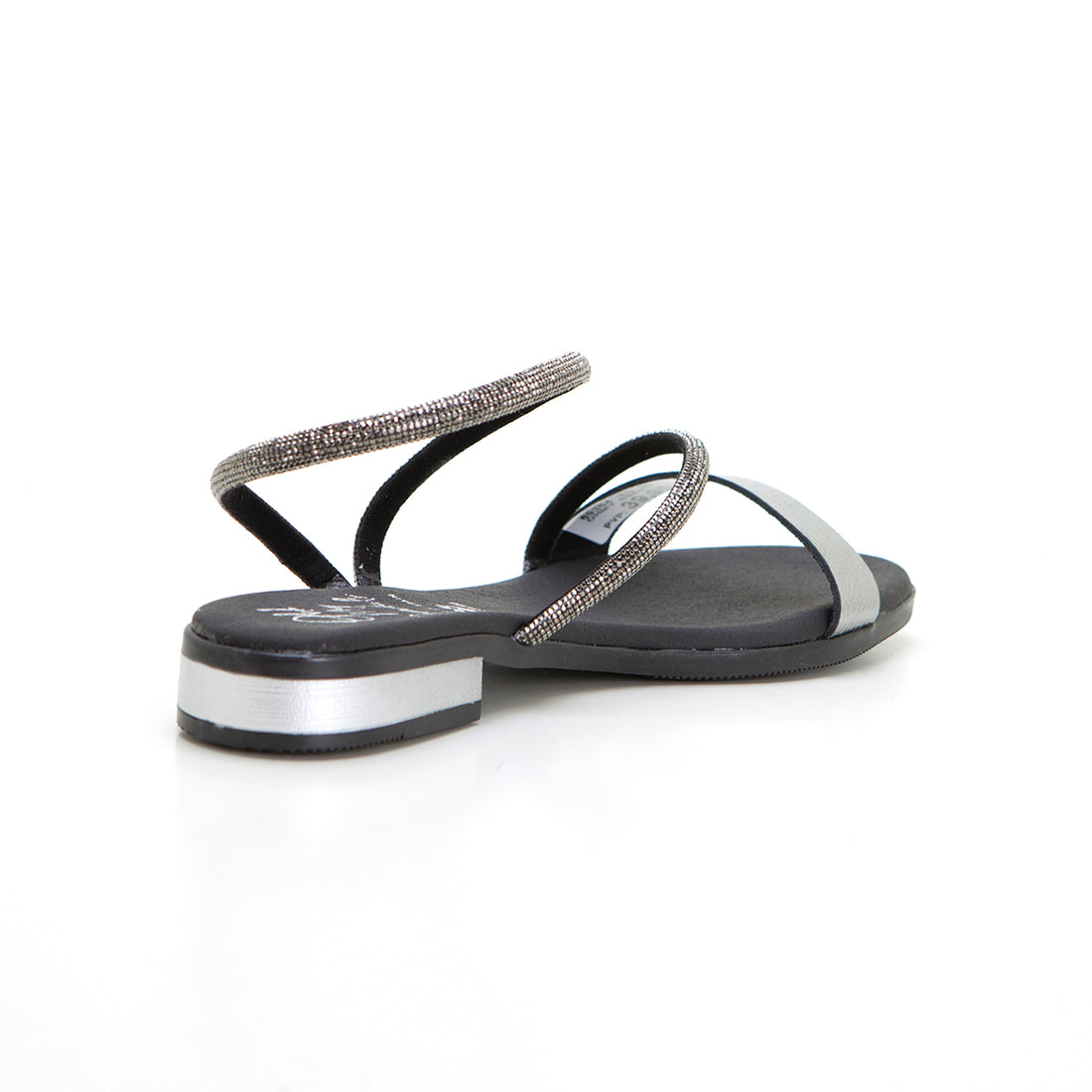 Oh my Sandals 5586 Sandalia plana tira brillo acero.