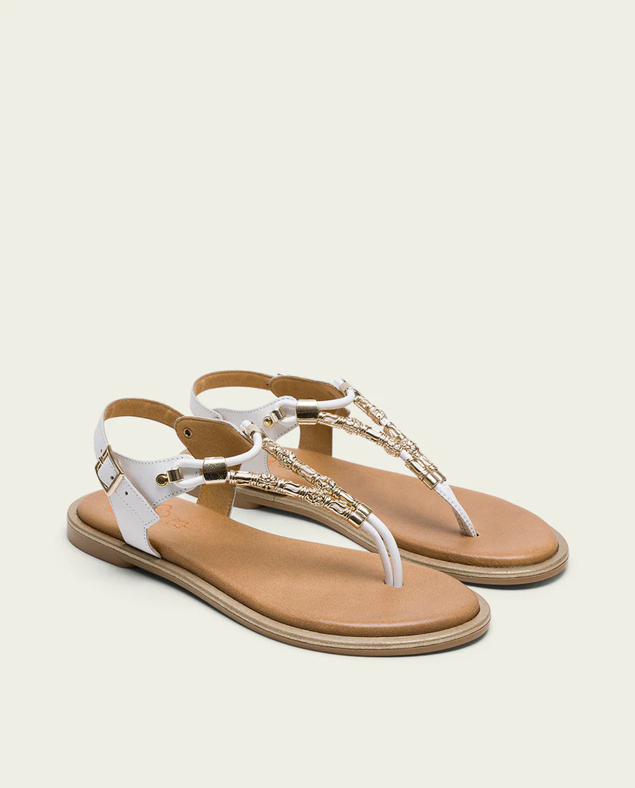 PORRONET 3112 SANDALIA ESCLAVA PLANA PIEL CON ABALORIOS BLANCO.