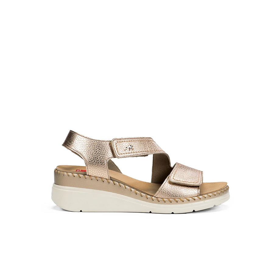 Fluchos F2137 Sandalia confort cuña con velcro platino.