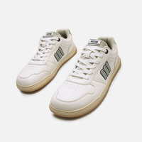 Mustang 84766 Zapatilla Retro Barefoot blanco
