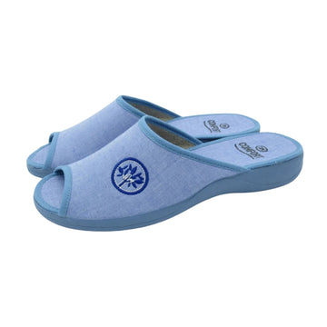 Calzamur 40086 Zapatilla de ir por casa mujer celeste.